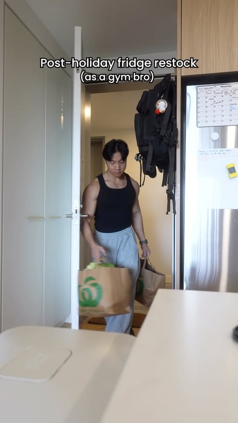 Instagram post by @l_eel_em for Woolworths. Caption reads: [...] So come re-stock my fridge using....