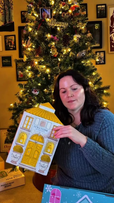 Instagram post by @nicoleleeanne6 for SmartSweets. Caption reads: [...]  And thank you to @loccitane and....