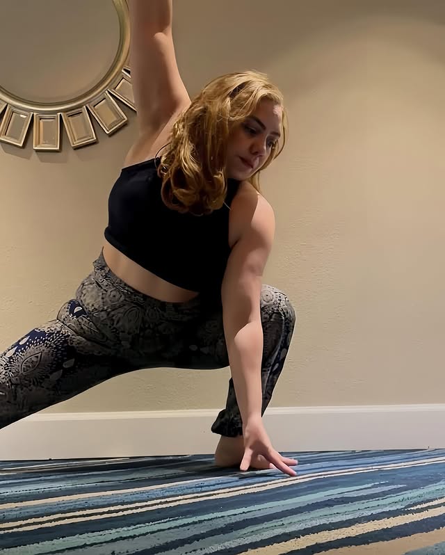 Instagram post by @southernflow_yoga for Boho Pants. Caption reads: [...] @yogathroughmenopause Sponsor ✨ @bohopants....