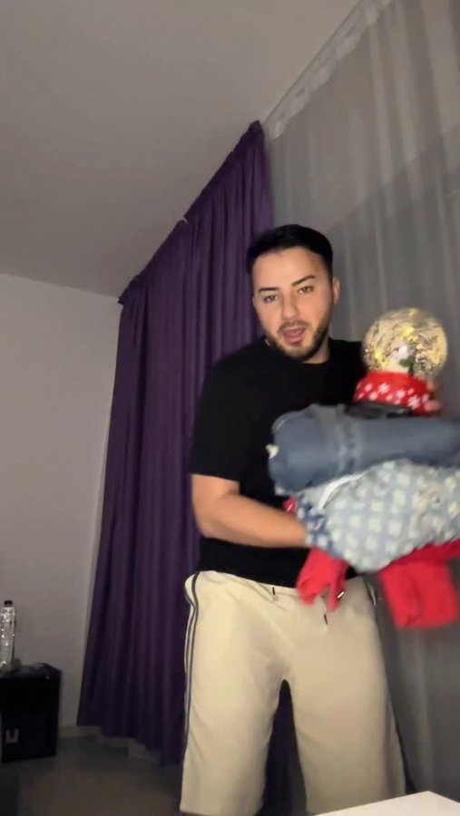 Instagram post by @radunittu for Temu Romania. Caption reads: Descarcă aplicația TEMU și folosește în bara de....