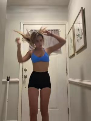 TikTok post by @sikomodebella for SHEIN Sports. Caption reads: [...] @𝑺𝑯𝑬𝑰𝑵 @SHEIN US SHEINtrends....