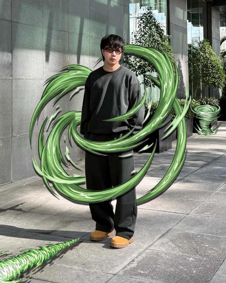 Instagram post by @h2.starboy for UNIQLO. Caption reads: [...] how 🔥 this fit ‘til I tried it on.....