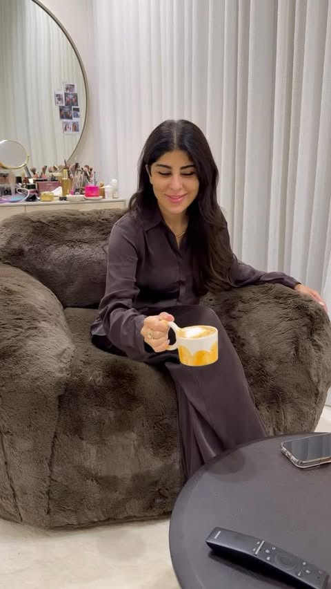 Instagram post by @zaara_albalushi for AURA. Caption reads: [...] come together in one place — @auraliving وقت....