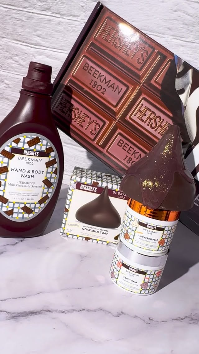 Instagram post by @cat_____lady for Beekman 1802. Caption reads: .
#GiftedByBeekman1802

 ✿❯────𝔹𝕖𝕖𝕜𝕞𝕒𝕟....