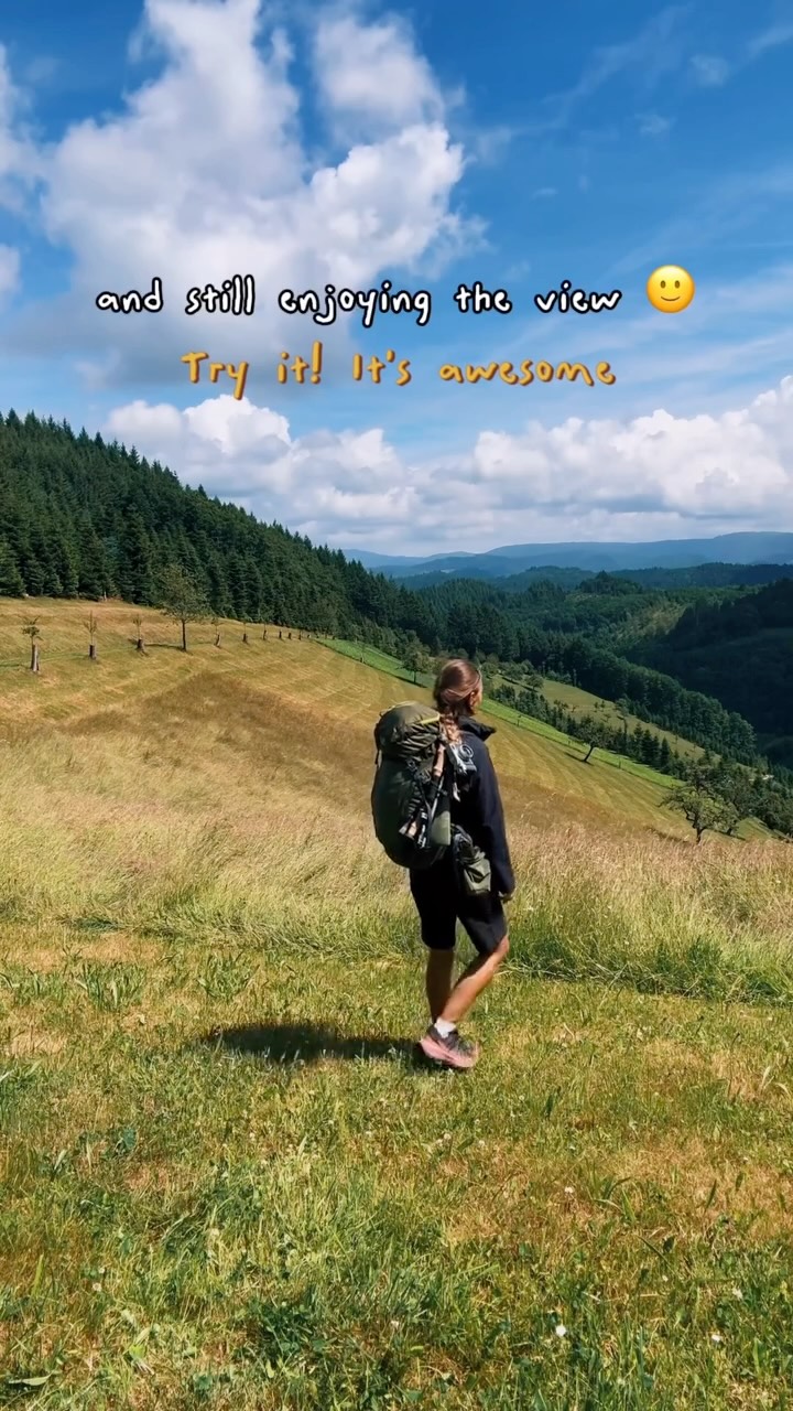 Instagram post by @annaheupel for JACK WOLFSKIN. Caption reads: Hiking is the new cardio 👊🏽❤️ #jackwolfskin....
