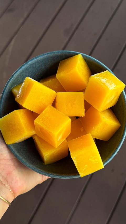 Instagram post by @bearenger for Vitamix. Caption reads: They’re like little cubes of tropical glow....