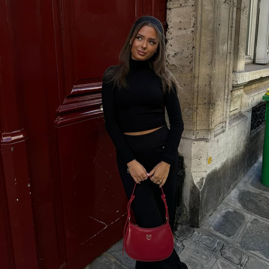 Instagram post by @sara.xts for PINKO. Caption reads: Love this bag from @pinkoofficial ✨ #PINKOPazzesco....