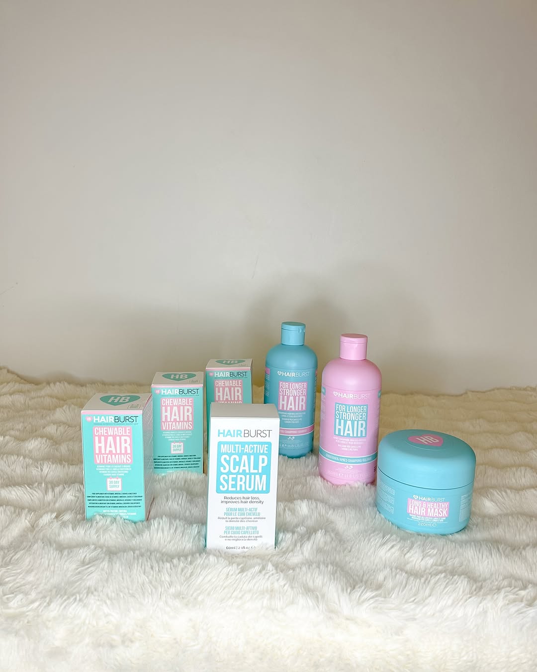 Instagram post by @melyly_family for Hairburst. Caption reads: J’ai reçu ma commande de chez @hairburst_fr 

Je....