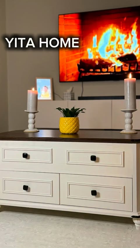 Instagram post by @america_momblogger for Yitahome. Caption reads: [...] added this beautiful coffee table from....