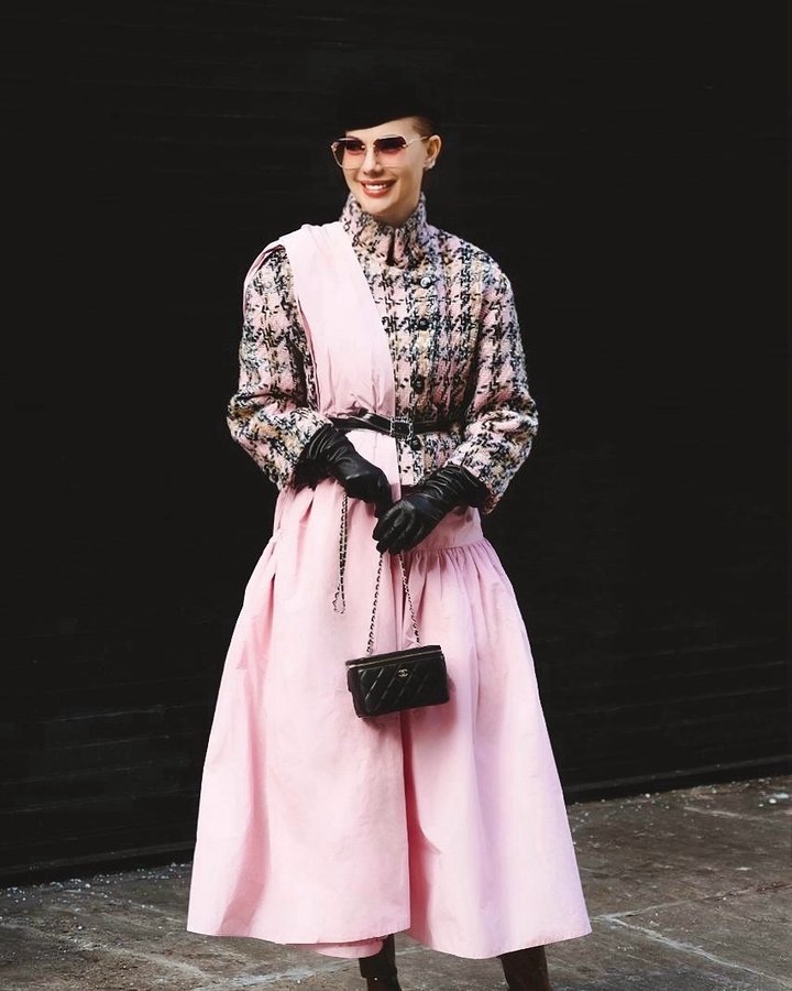 Instagram post by @annieestrin for 12 STOREEZ. Caption reads: Marshmallow pink—delicate, appetizing, and....