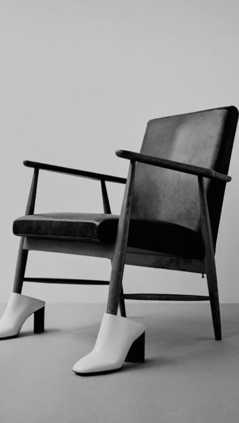 Instagram post by @all_aboutallee for UIN Footwear. Caption reads: Wearing my new UIN Art Travel shoes and feeling....