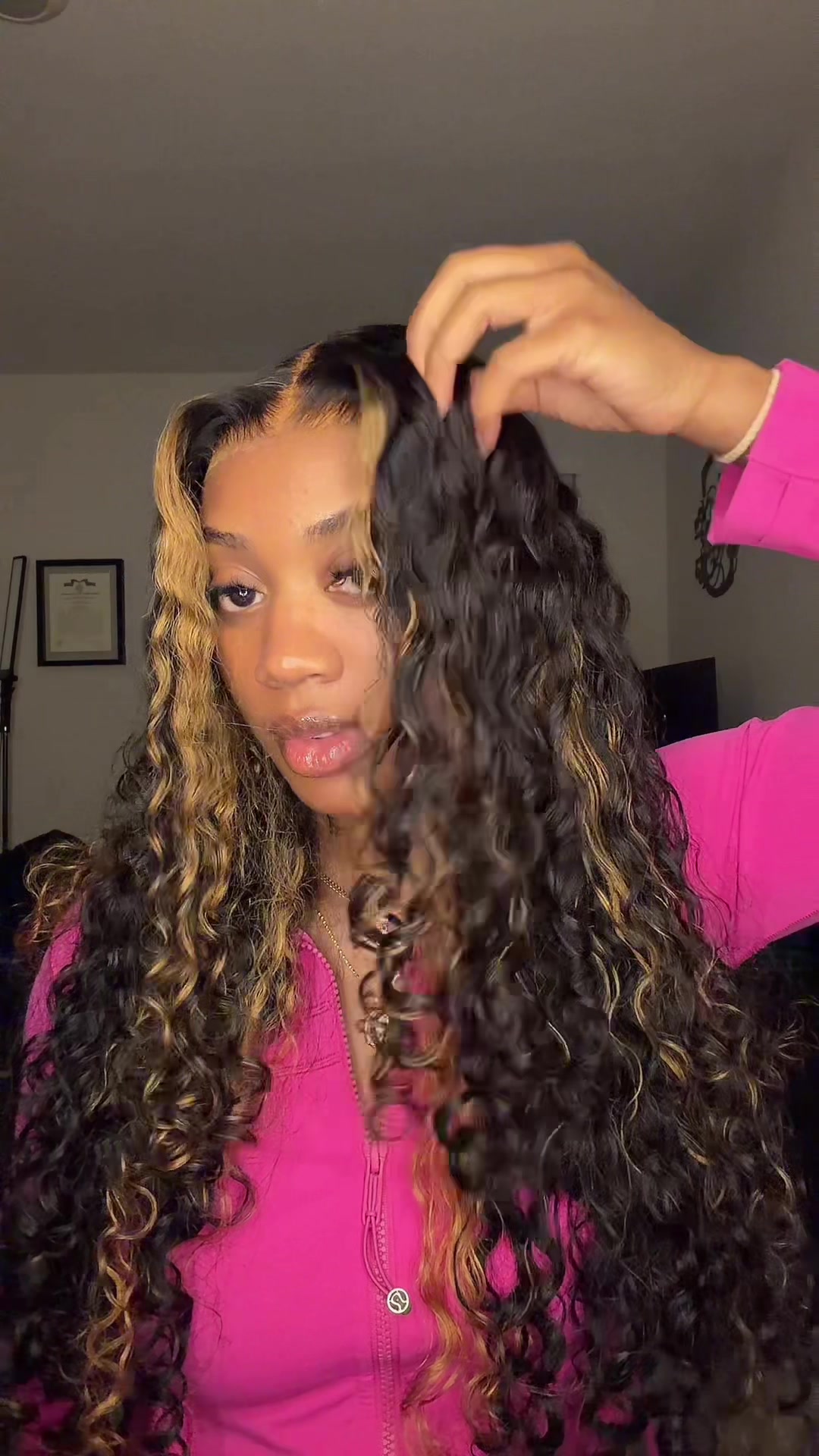 TikTok post by @therealmaxieeeee for Amanda Hair. Caption reads: Well I’ll be DAMNED!! 👏🏽 @AmandaHair Official .