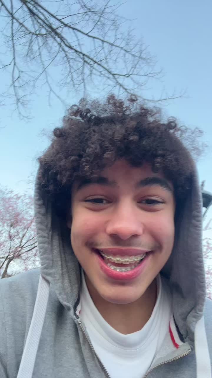 TikTok post by @nissouuuu256 for Article. Caption reads: J’ai pas l’habitude de faire ce genre de video....