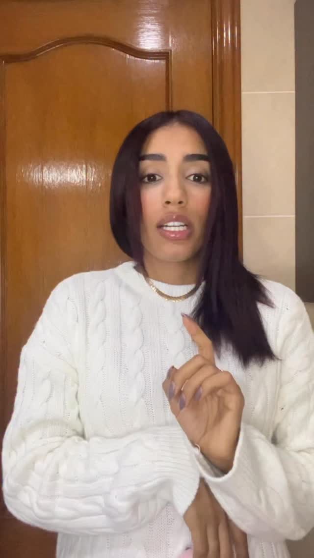 Instagram post by @kawtaar_morenaa for Musc Intime. Caption reads: Siempre me preguntáis aquí tenéis la respuesta ✨....