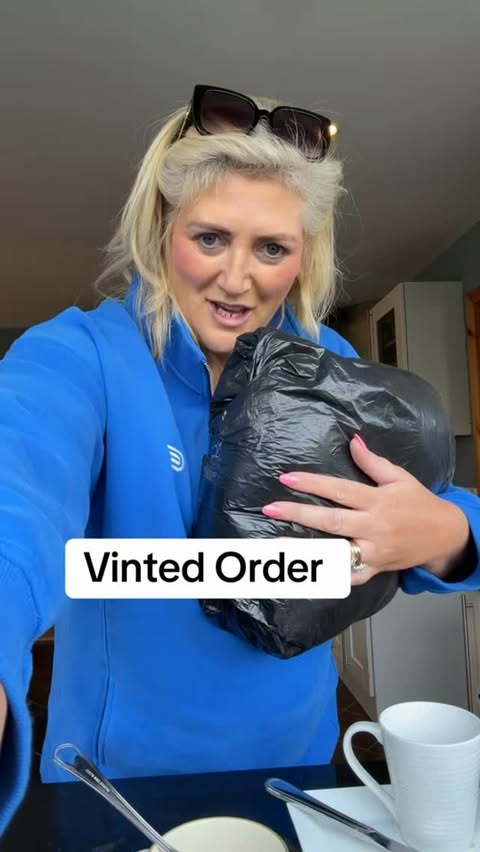 Instagram post by @my_crazy_life_caroline for Vinted. Caption reads: My very first @vinted order . #vinted #haul.