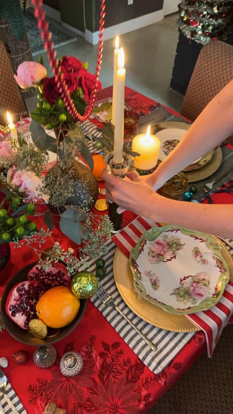 Instagram post by @bjonesstyle for Savers. Caption reads: THRIFT THE HALLLS with @savers_thrift 

Sharing my....