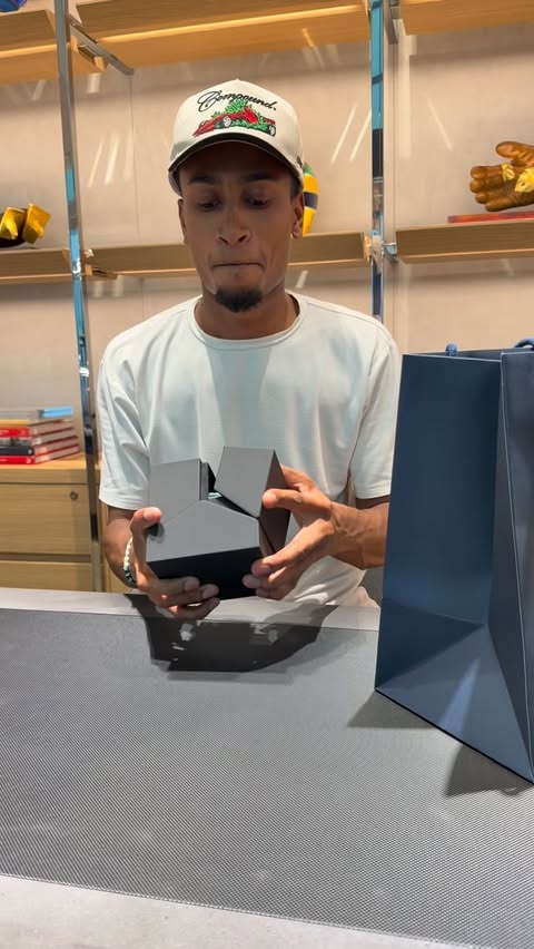Instagram post by @kyan_francis for TAG Heuer. Caption reads: Unboxing the @tagheuer Formula 1 Solargraph!😍....