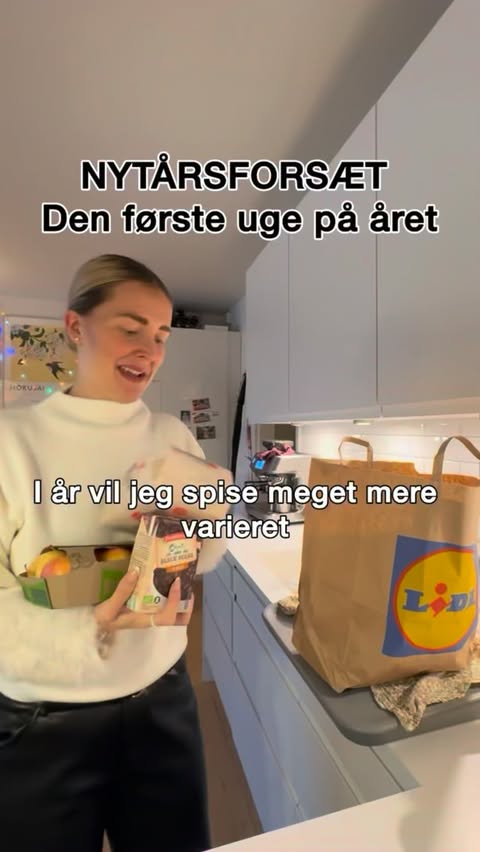 Instagram post by @nannaliljekvist for Lidl Danmark. Caption reads: Annonce @lidldanmark - Jaja. Intentionerne var....