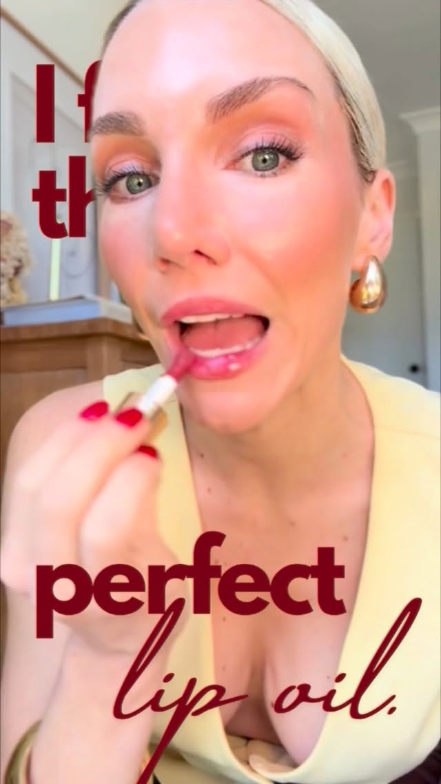 Instagram post by @kelly_mccarren for Nude by Nature. Caption reads: Next time you’re scurrying past a pharmacy or....