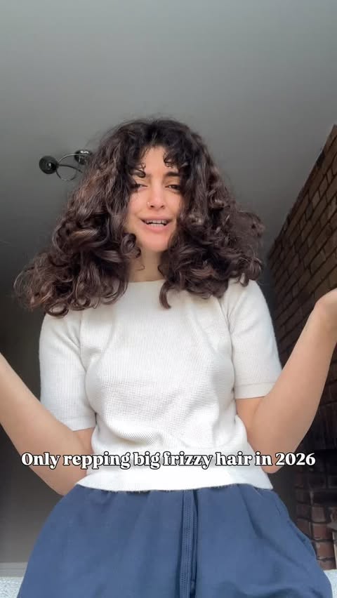 Instagram post by @mahnoorrahimm for Pattern. Caption reads: [...] moist shampoo, conditioner and  a little bit....