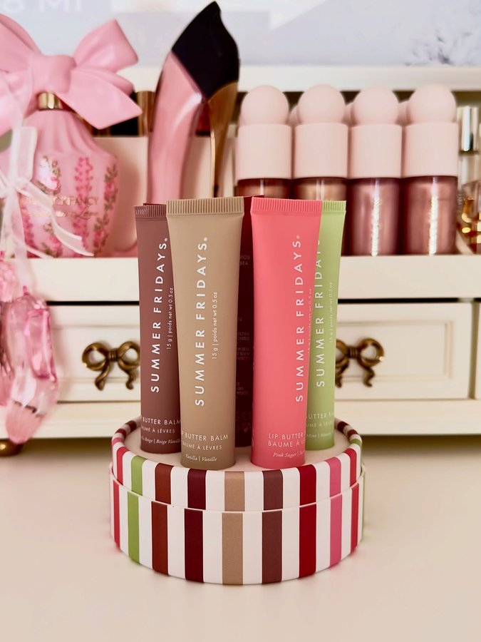 Instagram post by @evamm55 for Summer Fridays. Caption reads: Lip favourites from @summerfridays 

Beauties what....