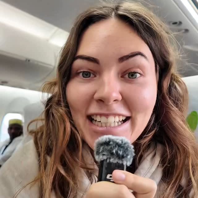 Instagram post by @celinebrxy for Airalo. Caption reads: Spare 2,50 € auf deine erste eSIM mit dem Code....