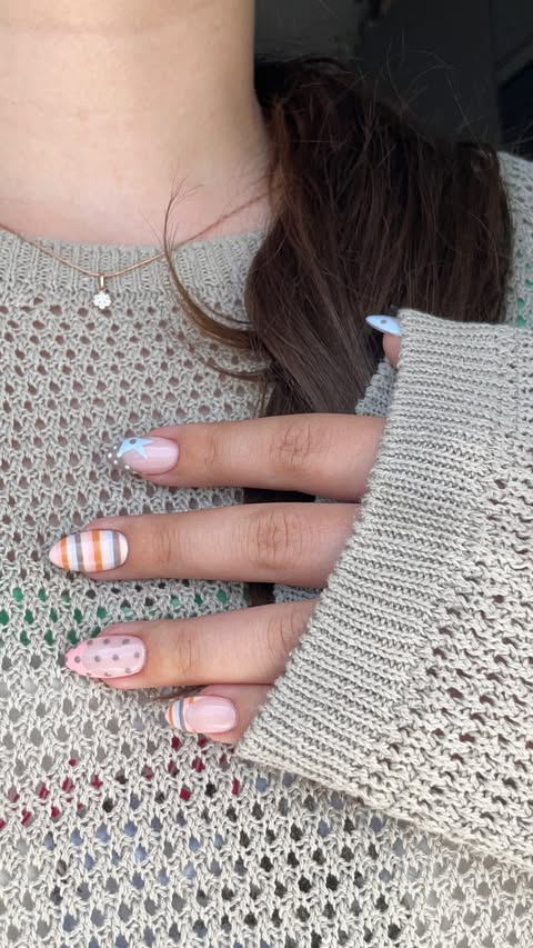 Instagram post by @simlynail for Beetles Gel Polish. Caption reads: [...] the end of summer🥹🥥🩵🎀🫧 using....