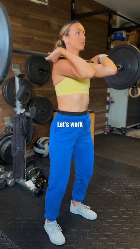Instagram post by @chrissy.nich.runs for Senita Athletics. Caption reads: That blue is giving me life 💙💙 Lifting is just....
