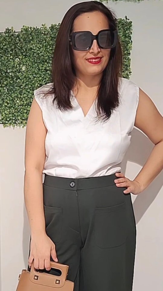 Instagram post by @panav_karira_8 for Viral Pitch. Caption reads: Frizz? Dryness? Say goodbye.
With Love, Beauty,....