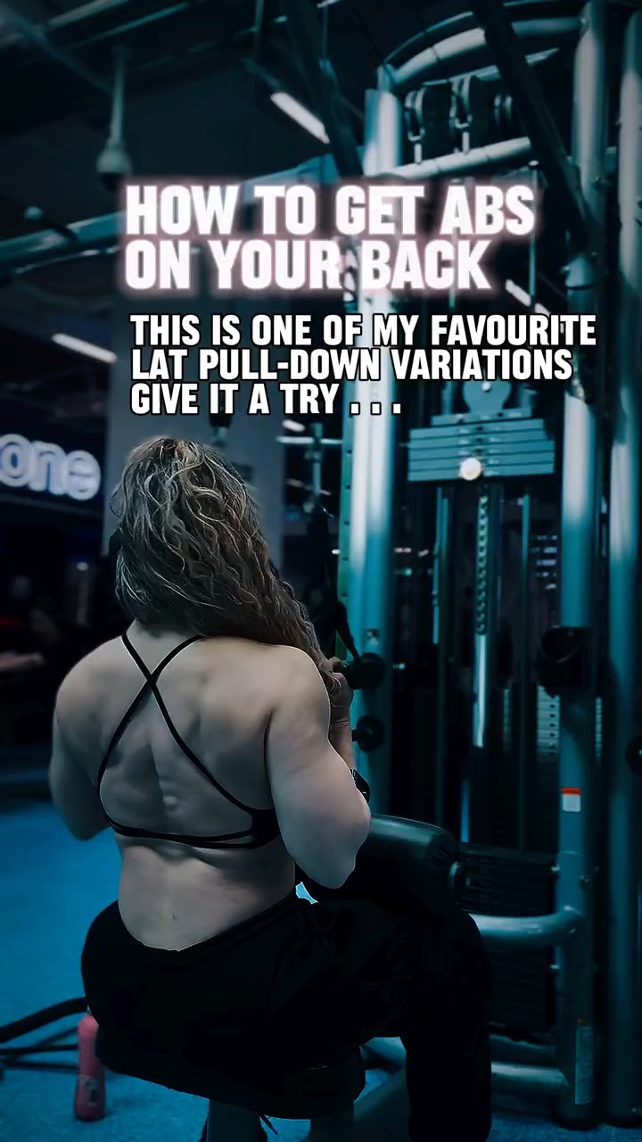 Instagram post by @little.miss.strong_ for MOOSLOVER. Caption reads: Painful but effective 🤩 This lat pulldown....