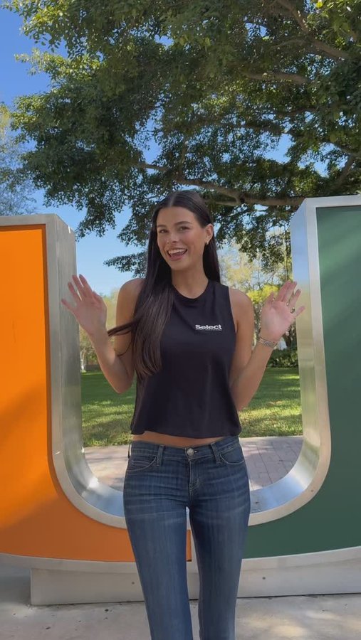 Instagram post by @carolinemansillaa for Select Model Paris. Caption reads: Have U always wanted to model??!! 

My agents will....