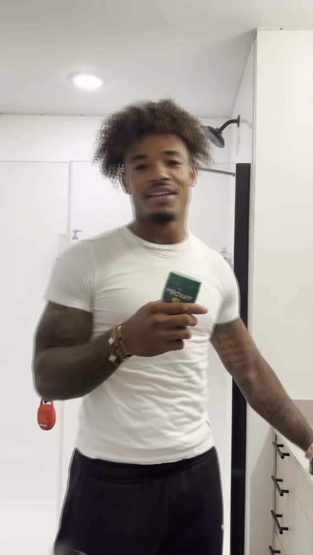 Instagram post by @tommycasto_ for American Crew. Caption reads: [...] with my go to @mitchum deodorant and....