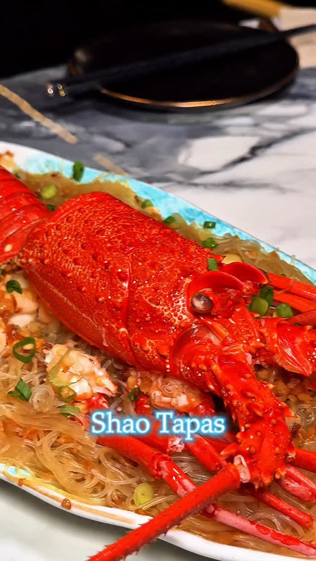 Instagram post by @munchingmomentswithm for The Straits Times. Caption reads: Would you gather your crew for this $888 feast at....