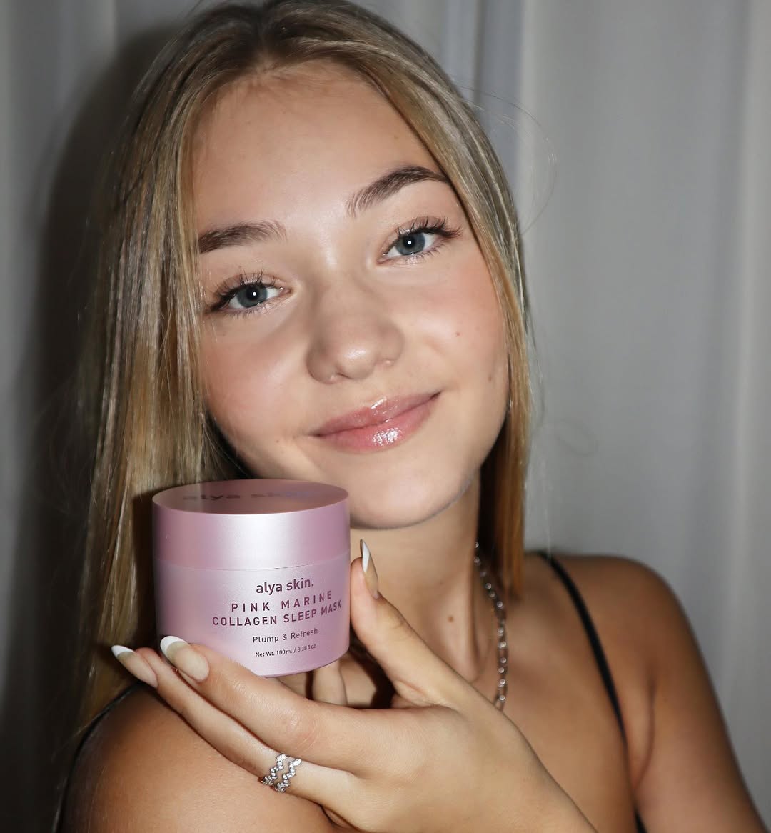 Instagram post by @jasminehendriks for Alya Skin. Caption reads: So in love with this sleep mask from @alyaskinaus....