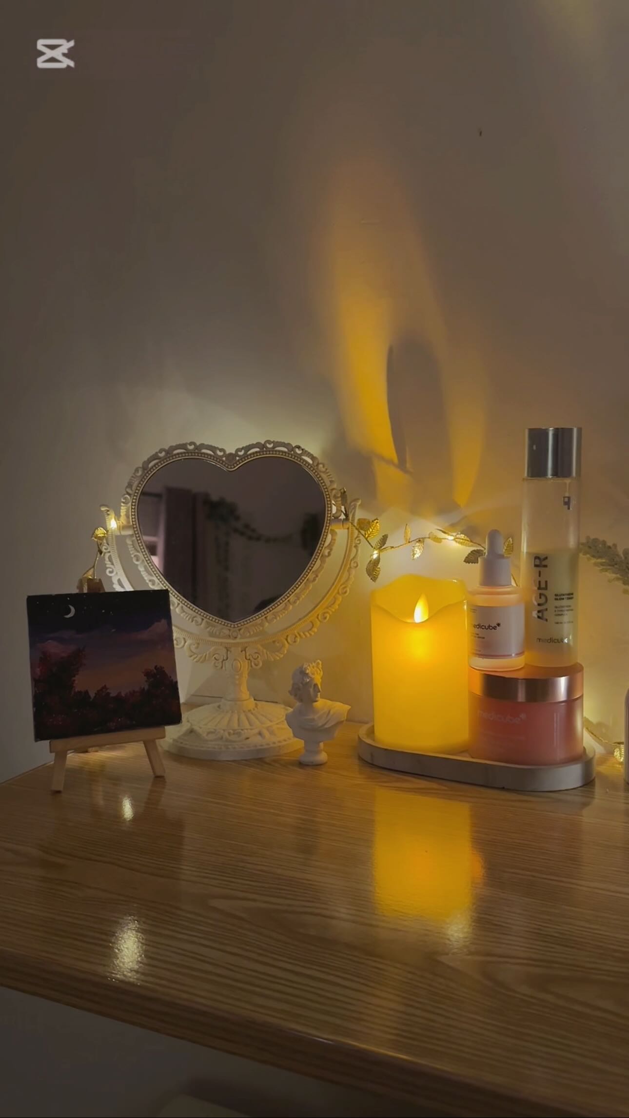 Instagram post by @moonieisa for Daraz. Caption reads: desk setup and storage saver stool from @darazpk....