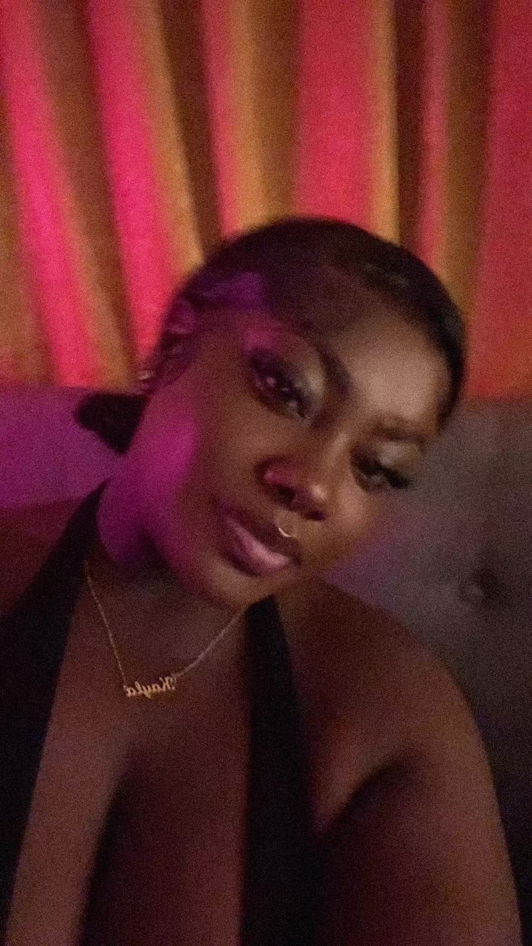 TikTok post by @theekaylaaaam_ for Fowendia Lashes. Caption reads: shop fowendia lashes for the best cluster....