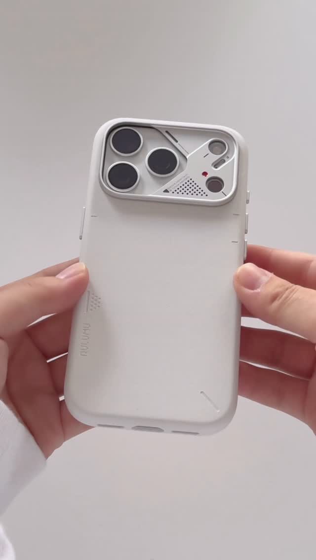 Instagram post by @pike_youtube for AULUMU. Caption reads: @aulumu_official / @aulumu.japan [...].