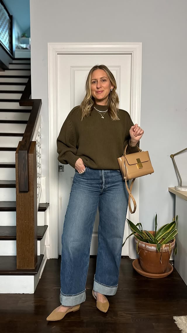 Instagram post by @michelle_tomczak for Ateliers Auguste. Caption reads: [...] Jeans: @citizensofhumanity Bag:....