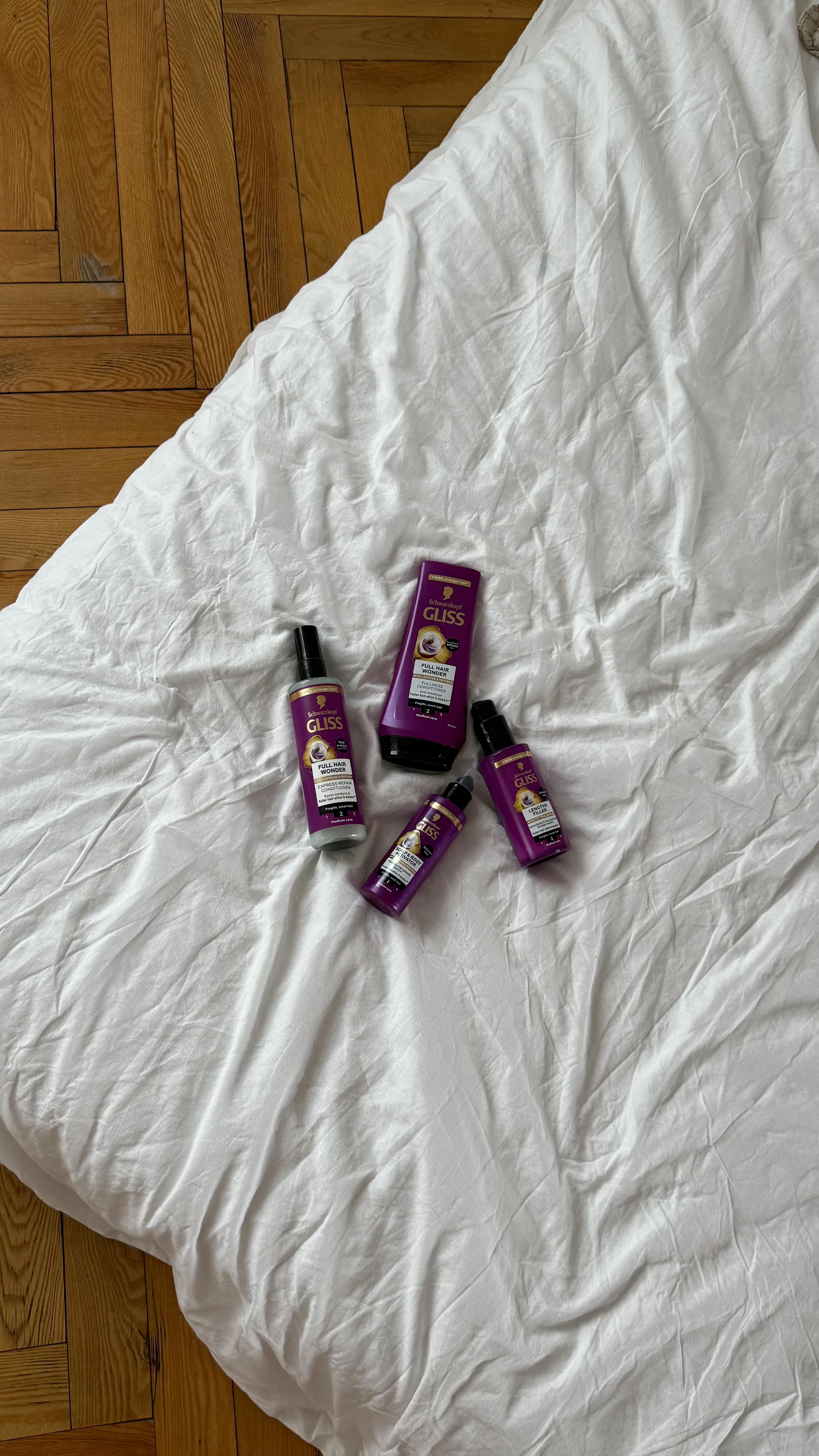 Instagram post by @banas.magda for Schwarzkopf. Caption reads: Odkryłam wcierkę, która od razu robi masaż skóry....