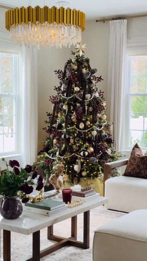 Instagram post by @dressyourdecor for Balsam Hill. Caption reads: Presenting my 2025 tree from @balsamhill ✨....