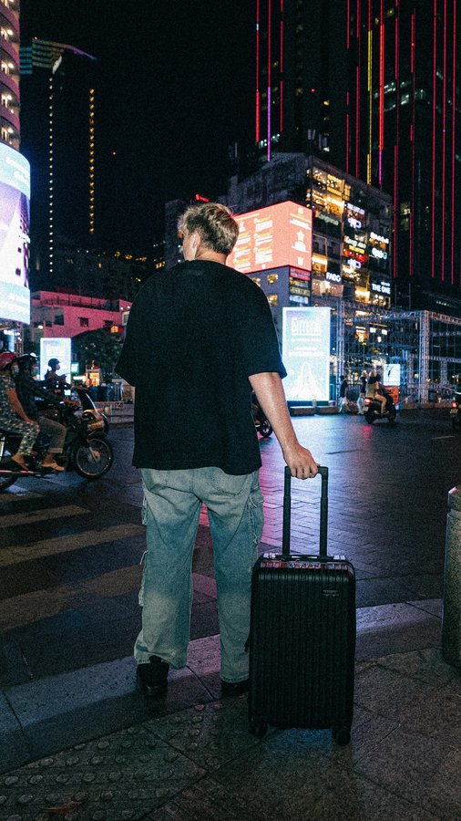 Instagram post by @malakai.barclay for NOMATIC. Caption reads: I’ve been using @nomatic gear for over a year now....