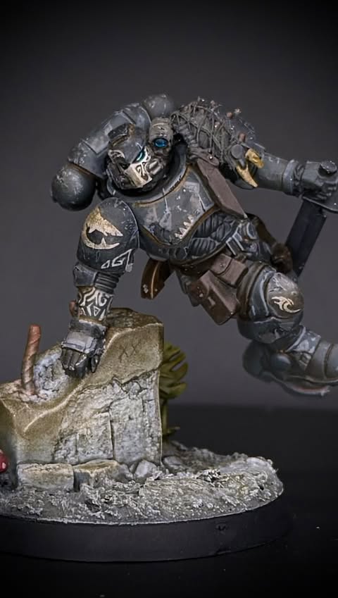 Instagram post by @boshca250 for AK-Interactive. Caption reads: [...] ? 
.
old mini , Base upgraded using....