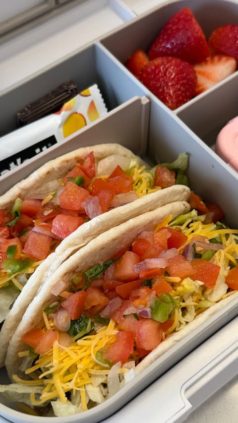 Instagram post by @kate_cleanhome for BrüMate. Caption reads: Packing my daughter’s favorite for lunch 🌮💯✨....