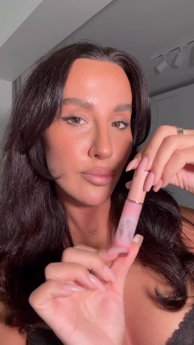 Instagram post by @hazalocal for GIVENCHY. Caption reads: [...] @makeupforever limitless brown
Gloss....