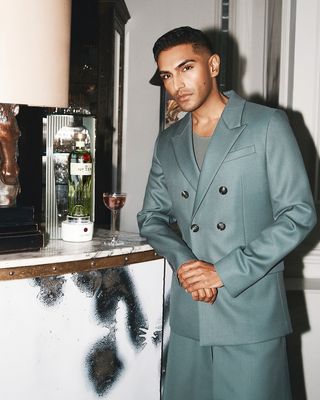 Instagram post by @rahi_chadda for Tanqueray. Caption reads: AD Join me for a date with @tanqueraygin at The....