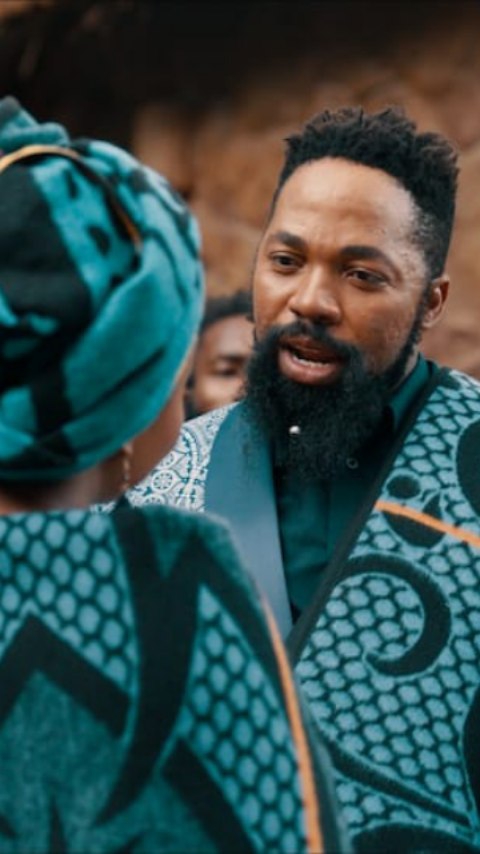 Instagram post by @ollyzondi for Showmax. Caption reads: Leruo & Sihle’s union? Perfect! ✨💓 Not even Tlali....