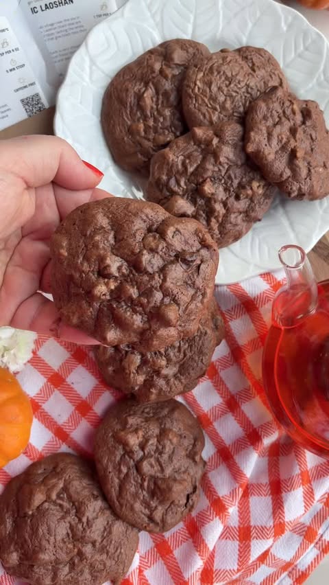 Instagram post by @aperfectfeast for Tea Runners. Caption reads: ✨ Chocolate Chocolate Chip Cookies with Walnuts +....
