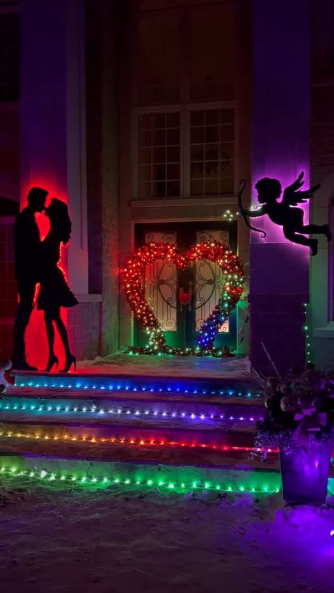 Instagram post by @thefurnitureguyyy for Govee. Caption reads: [...] light up heart, and special thanks to....