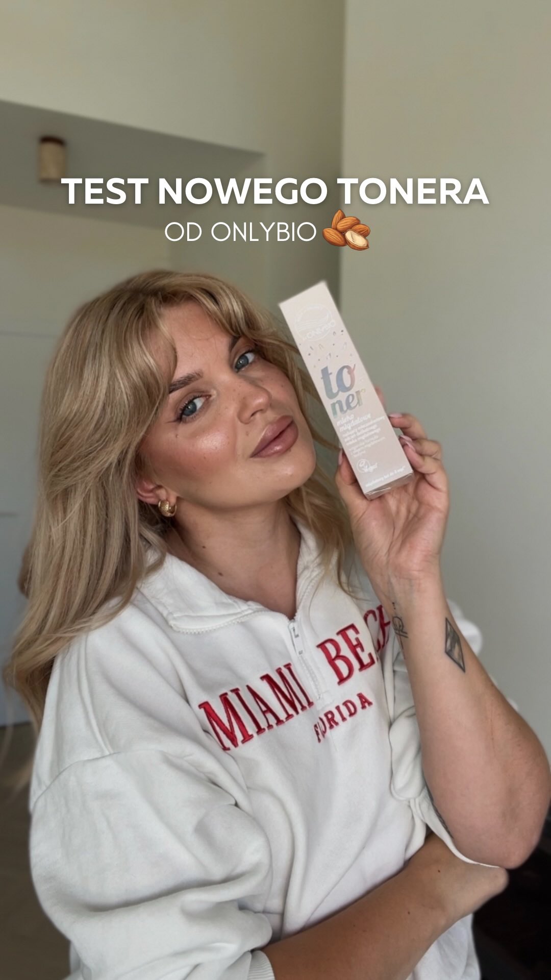 Instagram post by @karolina.kaczorowska for OnlyBio. Caption reads: Aaaaa! Jak nowe tonery od @onlybio.life to....