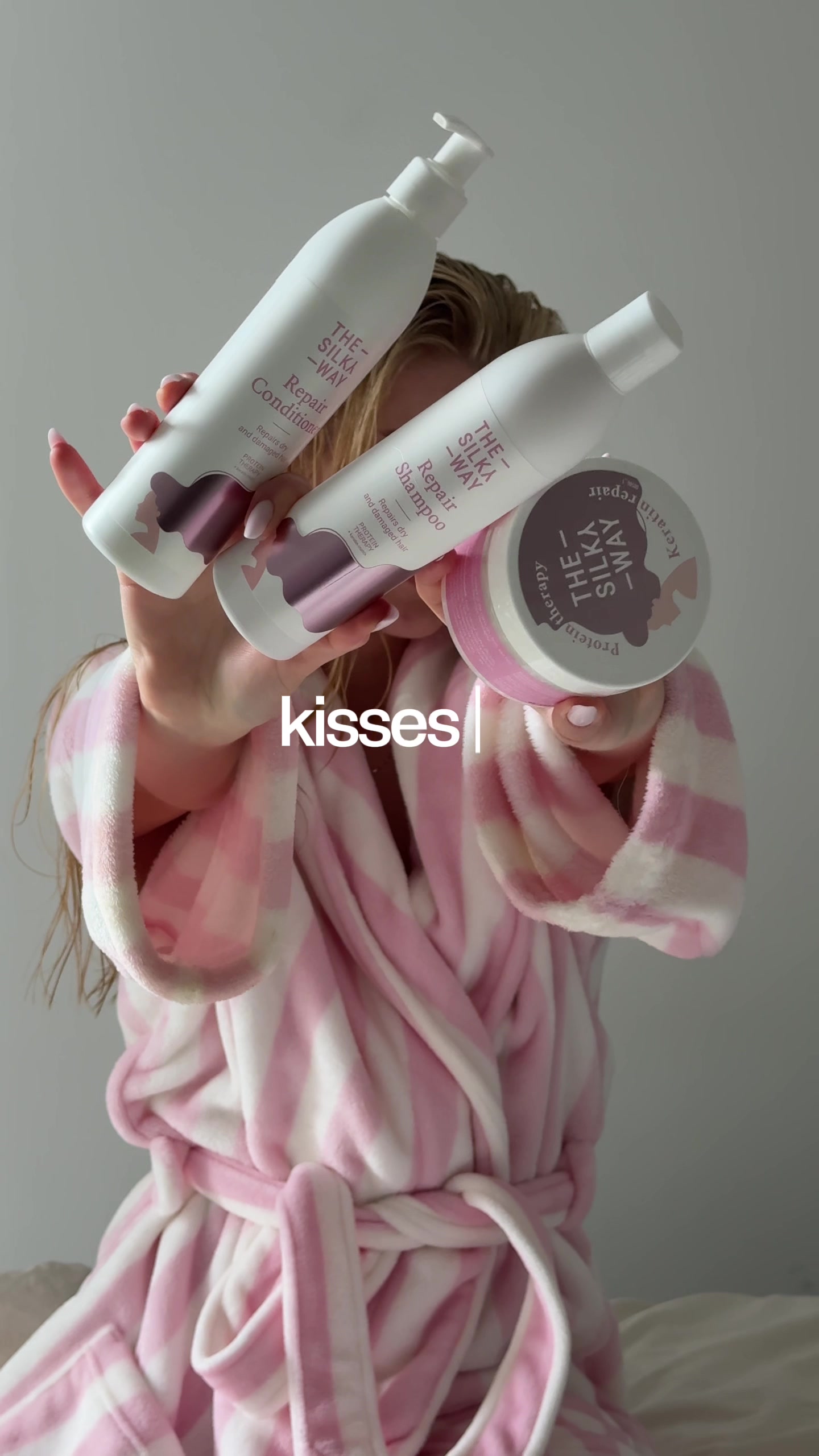TikTok post by @aleksavdra.zyl for The Silky Way Polska. Caption reads: mój HAIR CARE wraz z kosmetykami @The Silky Way....